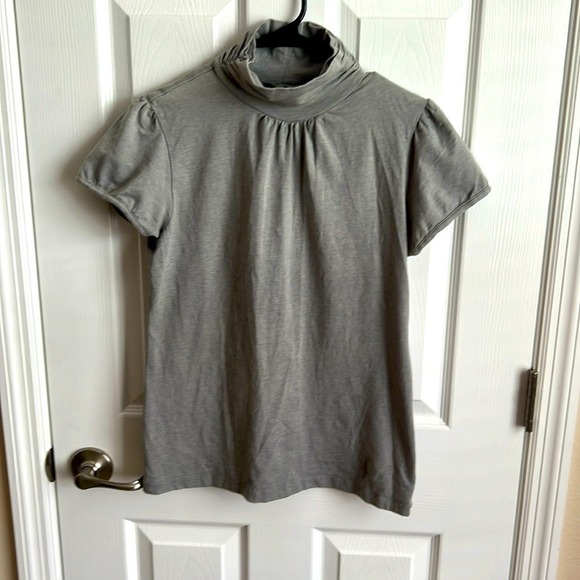 New Directions Gray Funnel Neck Short Sleeve Laides Top Casual Everyday Blouse L - Picture 1 of 8